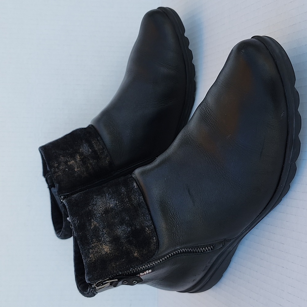 MOBILS LLINCA BY MEPHISTO LEATHER ANKLE BOOTS - Picture 10 of 12